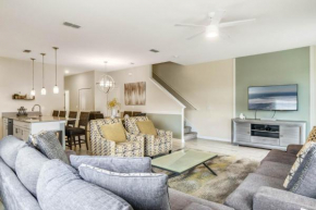 5 Bedrooms - 4 Bathrooms- Storey Lake 4921 Wa